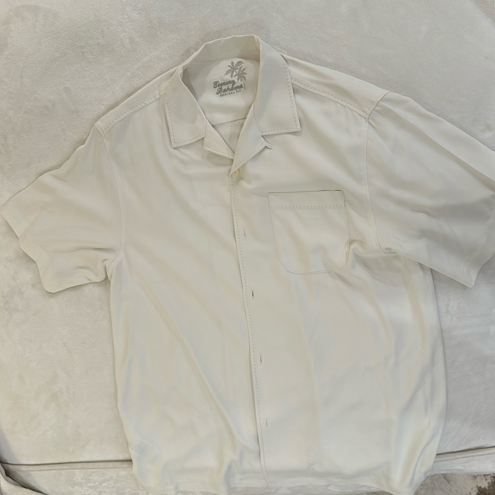 Tommy Bahama Button Down